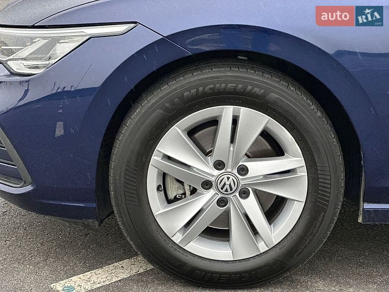 Универсал Volkswagen Golf 2023 в Львове