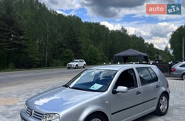 Хетчбек Volkswagen Golf 2002 в Славуті