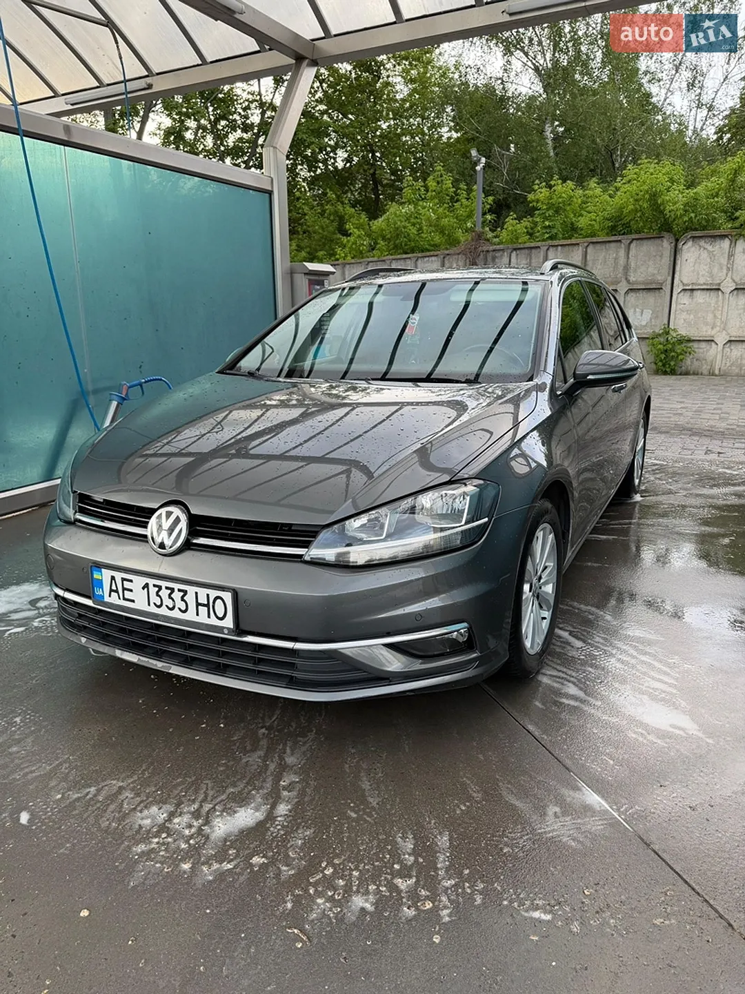 Volkswagen Golf 2017 VIN WVWZZZAUZHP790674 фото оголошення 2 з 19