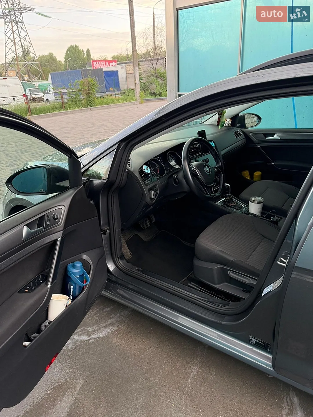 Volkswagen Golf 2017 VIN WVWZZZAUZHP790674 фото оголошення 13 з 19