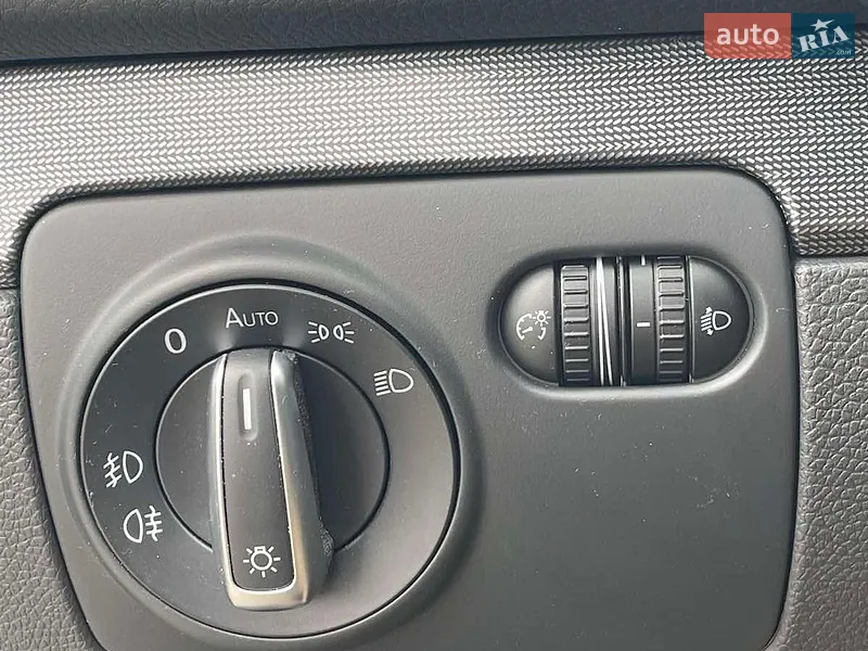 Volkswagen Golf 2011 VIN WVWZZZ1KZCM660387 фото оголошення 16 з 70