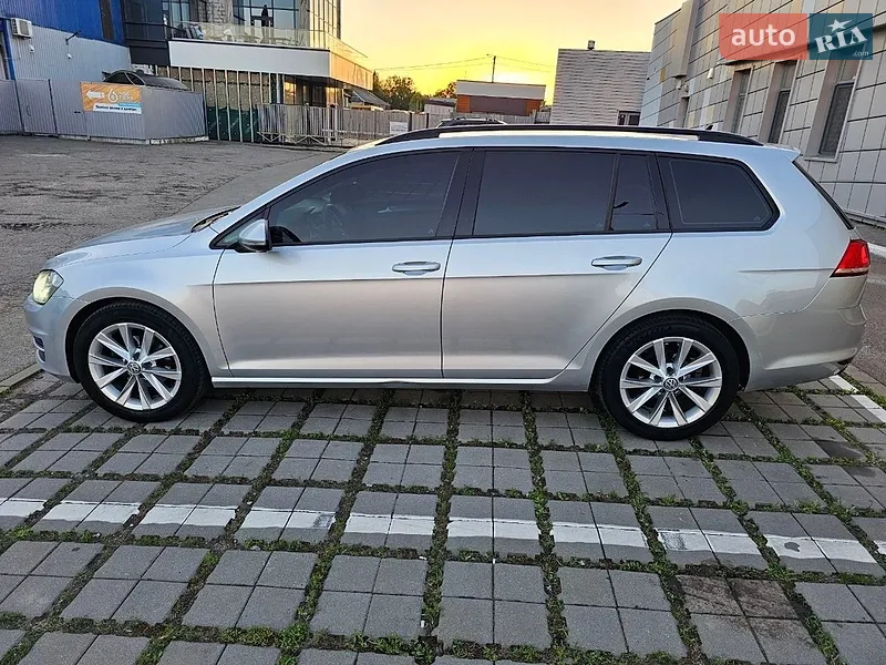 Volkswagen Golf 2016 VIN WVWZZZAUZGP596289 фото оголошення 12 з 70