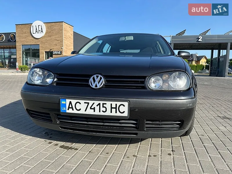 Volkswagen Golf