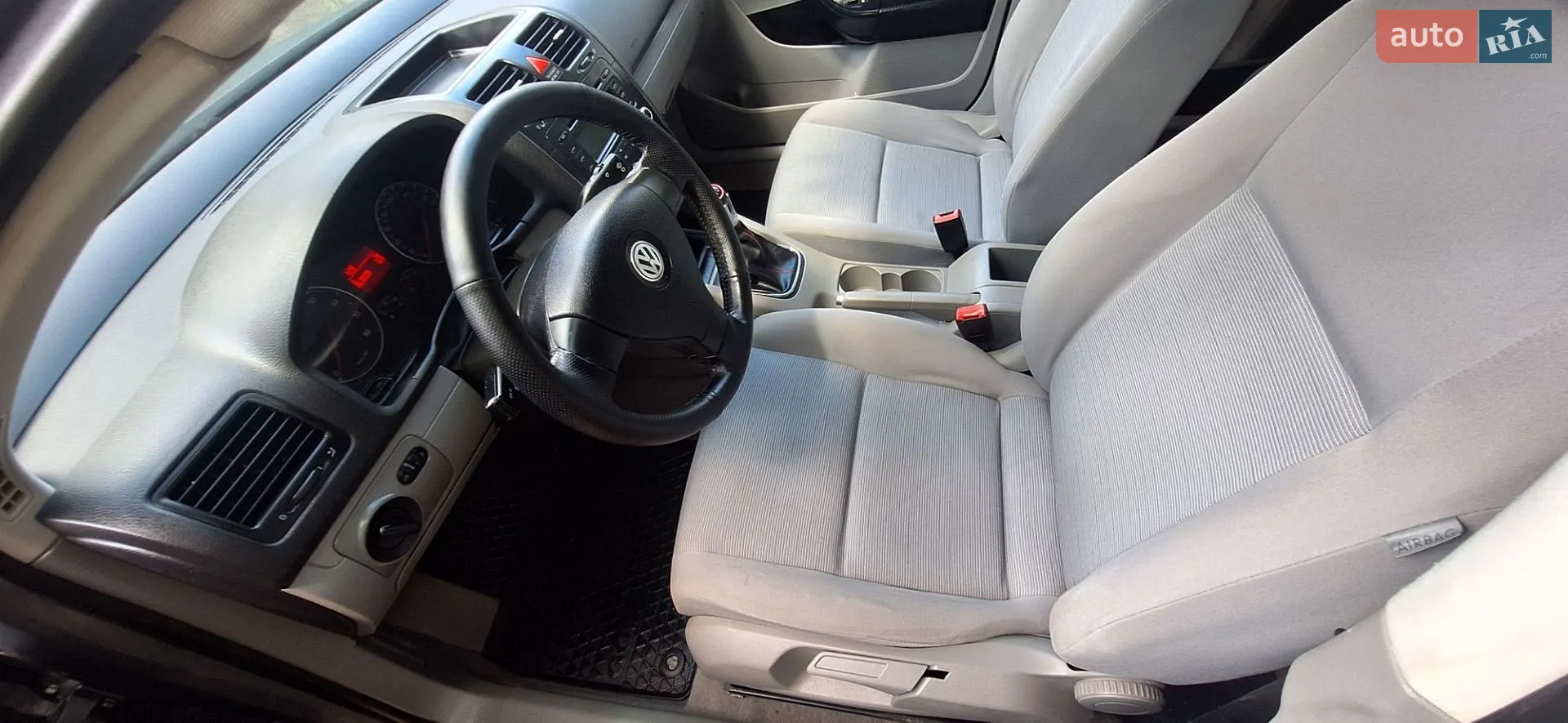 Volkswagen Golf 2005 VIN WVWZZZ1KZ6W065299 фото оголошення 20 з 30