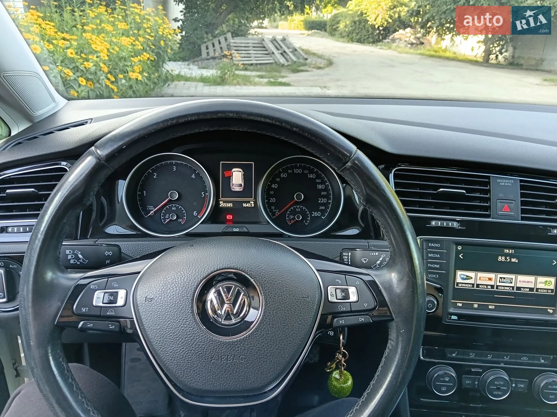 Volkswagen Golf 2016 VIN WVWZZZAUZGP634552 фото оголошення 4 з 29