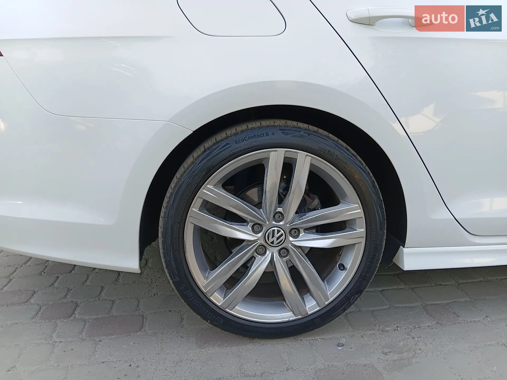 Volkswagen Golf 2016 VIN WVWZZZAUZGP634552 фото оголошення 24 з 29