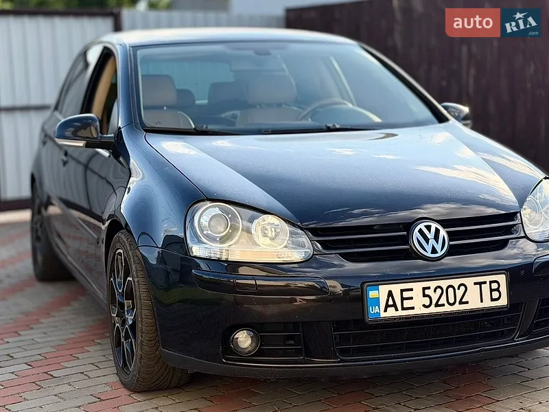 Volkswagen Golf 2005 VIN WVWZZZ1KZ5W217564 фото оголошення 2 з 52