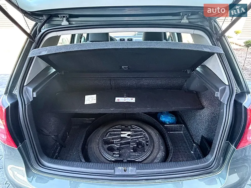 Volkswagen Golf 2004 VIN WVWZZZ1KZ4W105328 фото оголошення 36 з 71