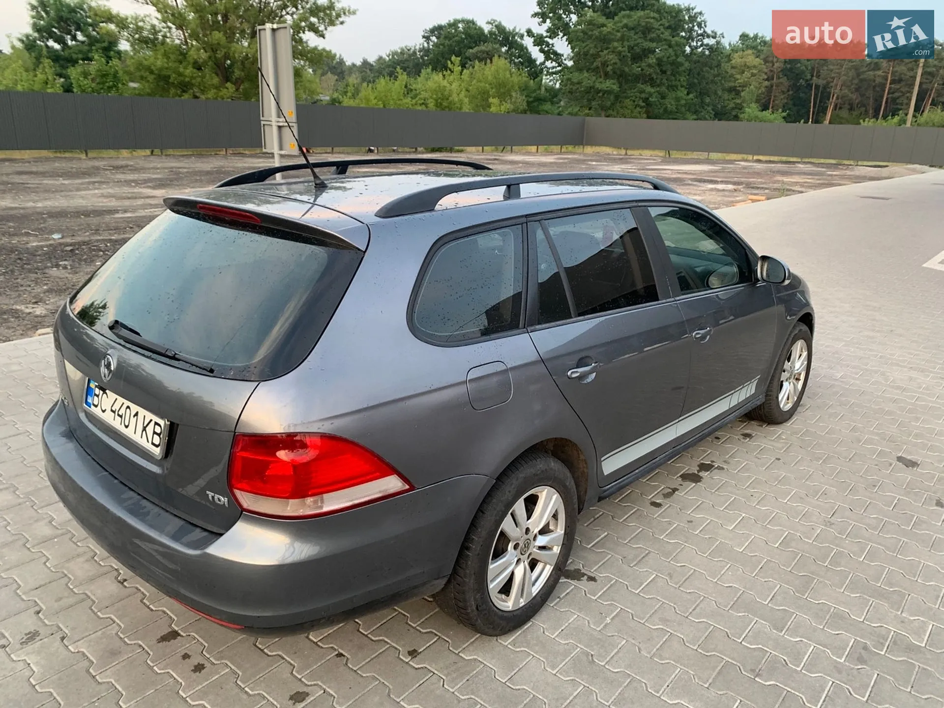 Volkswagen Golf 2008 VIN WVWZZZ1KZ8M279105 фото оголошення 2 з 17