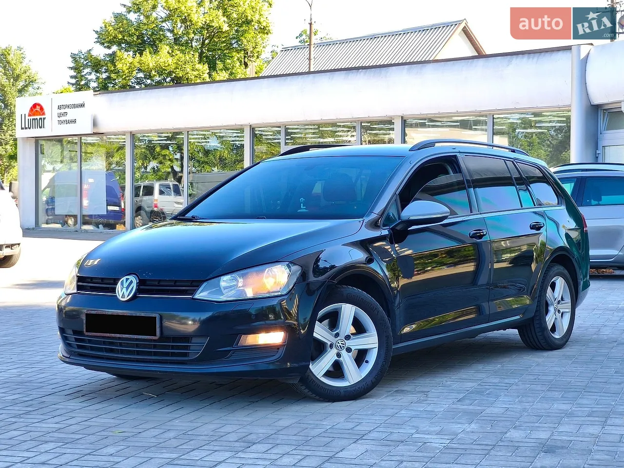 2017 Volkswagen Tiguan - мініатюра 32