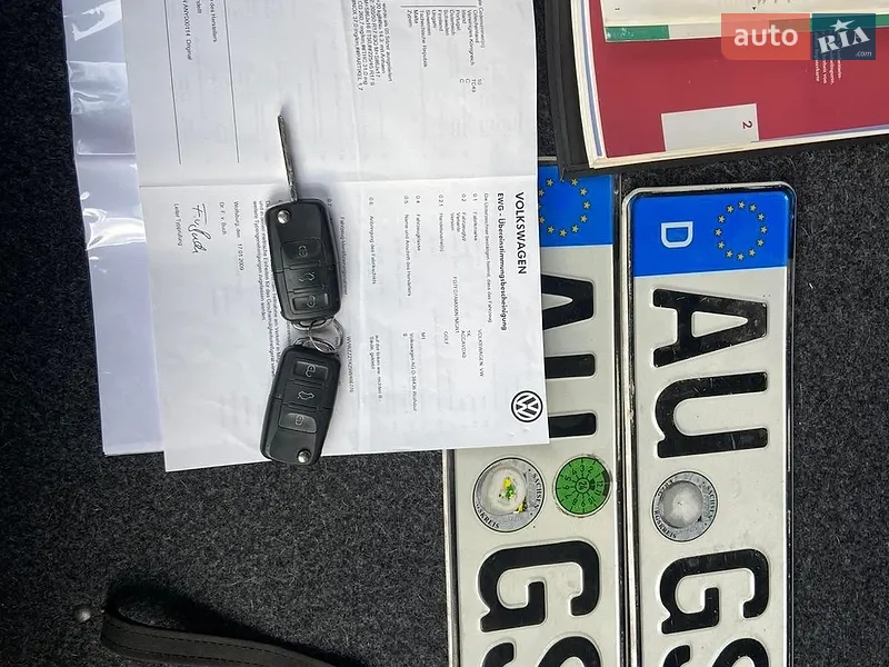 Хэтчбек Volkswagen Golf 2009 в Бучаче документ