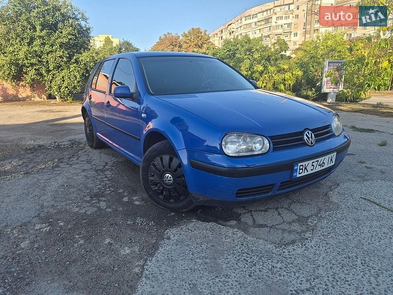 Volkswagen Golf 2002