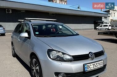 Универсал Volkswagen Golf 2010 в Львове