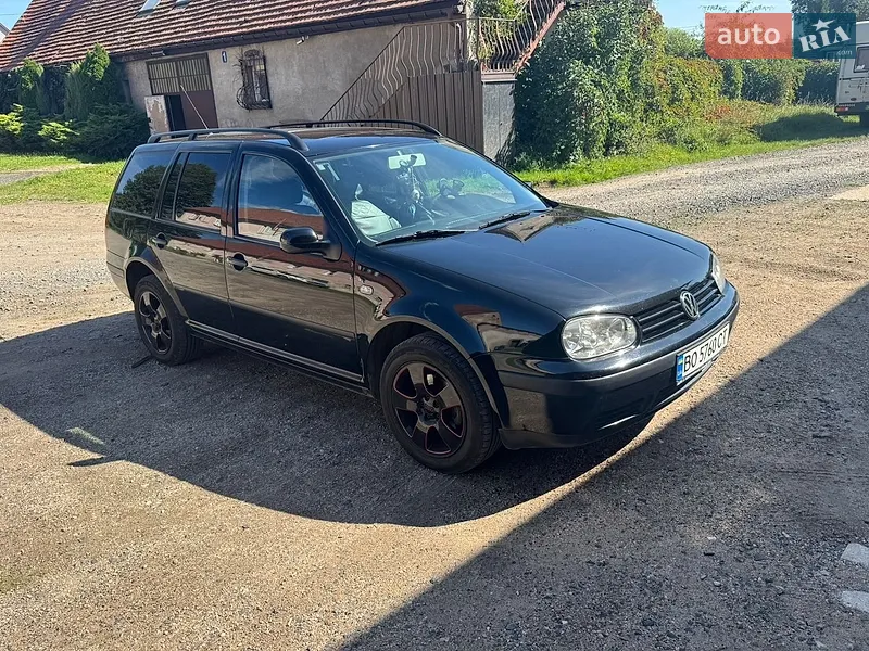Volkswagen Golf