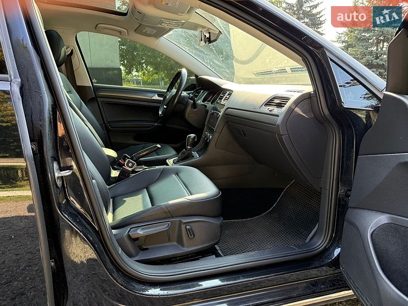 Хэтчбек Volkswagen Golf 2018 в Харькове фото 35 Хэтчбек Volkswagen Golf 2018 в Харькове