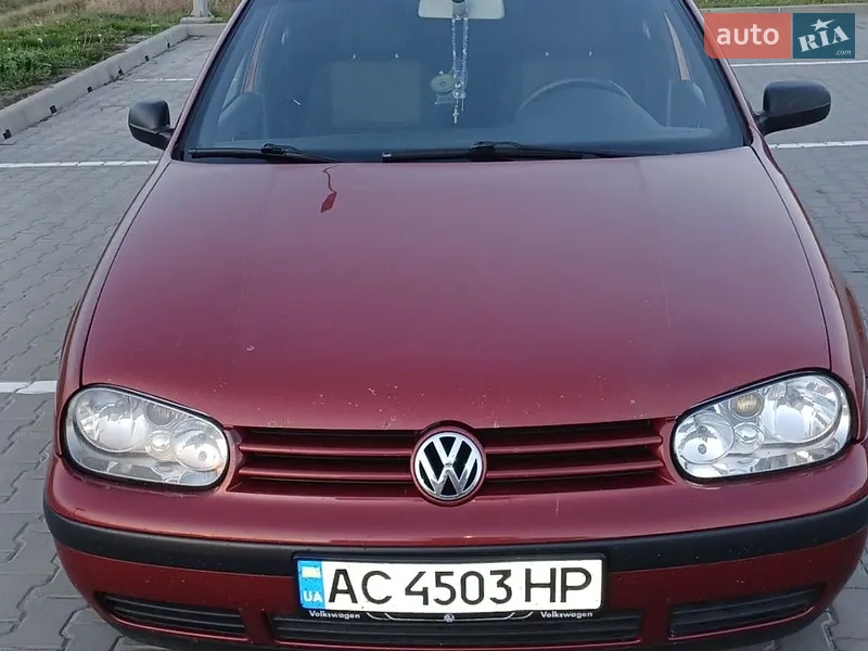 Volkswagen Golf