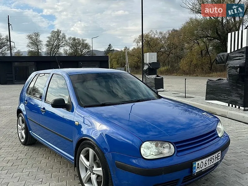 Volkswagen Golf