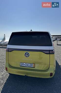 Минивэн Volkswagen I.D. Buzz 2023 в 