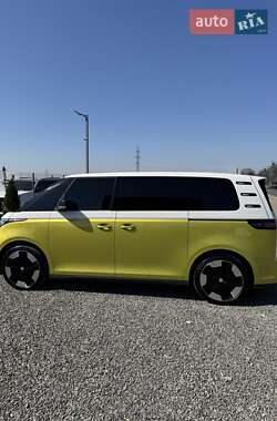Минивэн Volkswagen I.D. Buzz 2023 в 