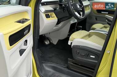 Минивэн Volkswagen I.D. Buzz 2023 в 