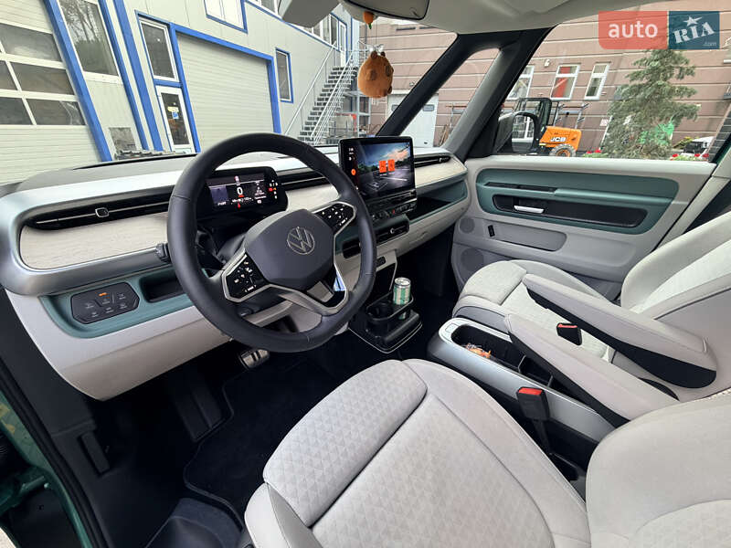Мінівен Volkswagen I.D. Buzz 2023 в Рівному