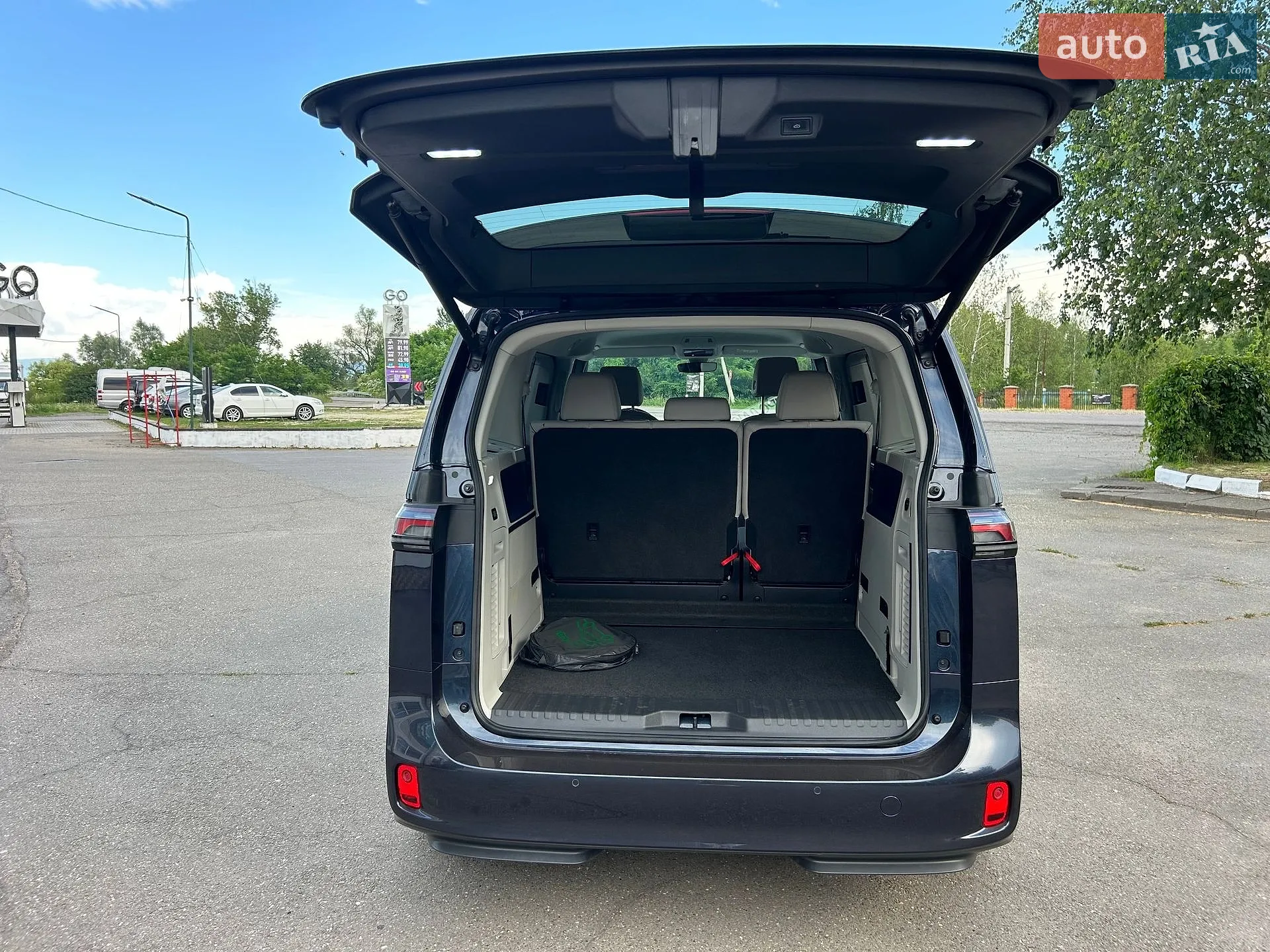 Volkswagen I.D. Buzz 2022 VIN WV2ZZZEB3PH003192 фото оголошення 19 з 51
