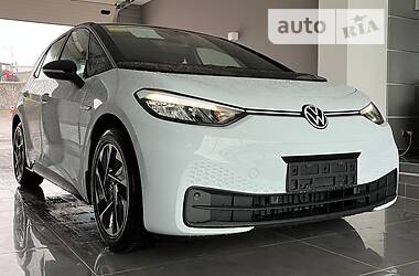 Хэтчбек Volkswagen ID.3 2022 в Киеве