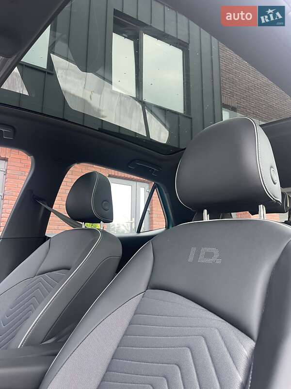 Хетчбек Volkswagen ID.3 2022 в Снятині