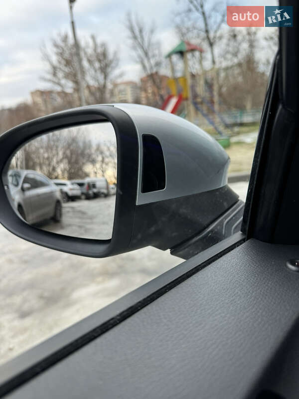 Хэтчбек Volkswagen ID.3 2022 в Сумах