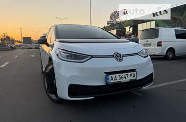 Хэтчбек Volkswagen ID.3 2022 в Киеве