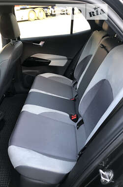 Хэтчбек Volkswagen ID.3 2021 в 