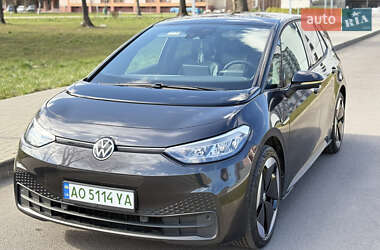 Хетчбек Volkswagen ID.3 2023 в 
