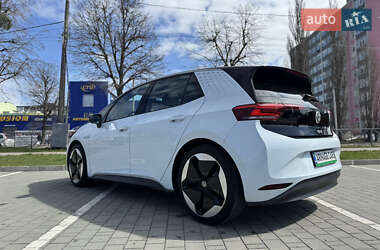 Хетчбек Volkswagen ID.3 2023 в 