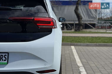 Хетчбек Volkswagen ID.3 2023 в 