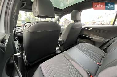 Хэтчбек Volkswagen ID.3 2022 в 