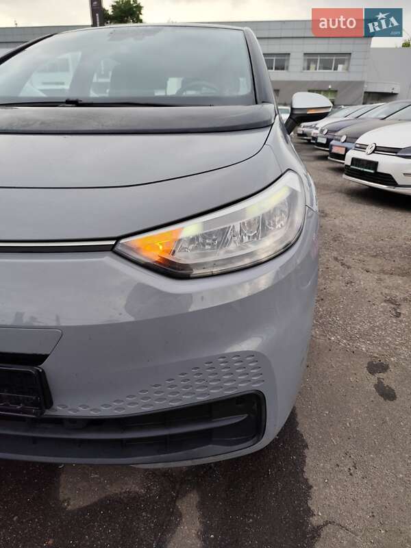 Хэтчбек Volkswagen ID.3 2021 в Киеве