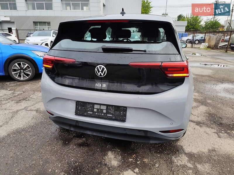 Хэтчбек Volkswagen ID.3 2021 в Киеве