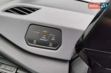 Хетчбек Volkswagen ID.3 2021 в 