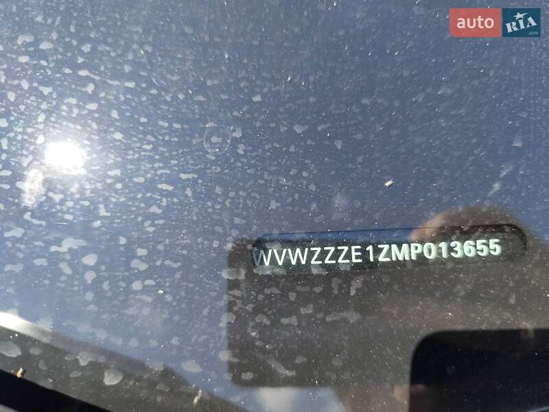 Хэтчбек Volkswagen ID.3 2021 в Киеве