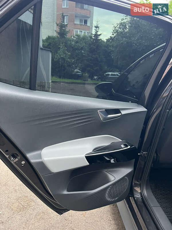 Хэтчбек Volkswagen ID.3 2020 в Львове фото 12 Хэтчбек Volkswagen ID.3 2020 в Львове