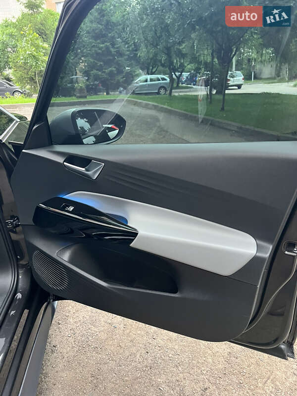 Хэтчбек Volkswagen ID.3 2020 в Львове фото 21 Хэтчбек Volkswagen ID.3 2020 в Львове