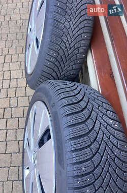 Хэтчбек Volkswagen ID.3 2021 в 