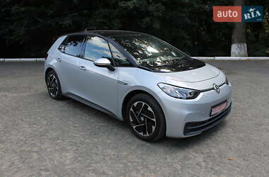 Хетчбек Volkswagen ID.3 2023 в Чернівцях