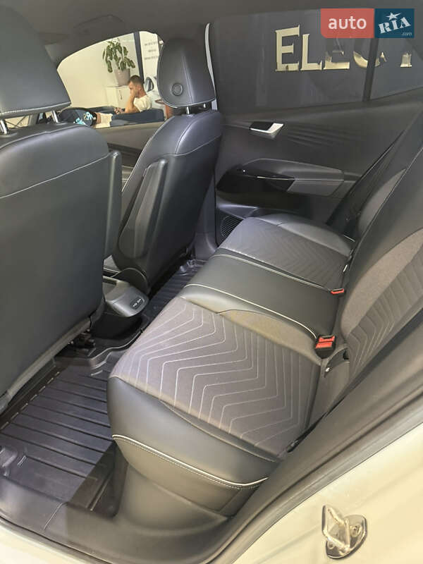 Хэтчбек Volkswagen ID.3 2022 в Кропивницком фото 24 Хэтчбек Volkswagen ID.3 2022 в Кропивницком