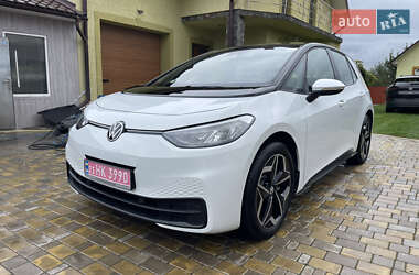 Хетчбек Volkswagen ID.3 2023 в Чернівцях