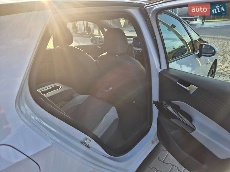 Хэтчбек Volkswagen ID.3 2021 в Ивано-Франковске фото 14 Хэтчбек Volkswagen ID.3 2021 в Ивано-Франковске