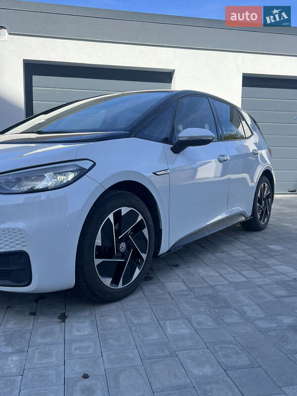 Хетчбек Volkswagen ID.3 2021 в Ужгороді