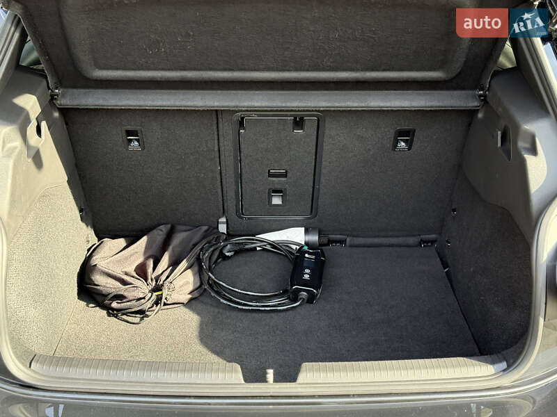 Хэтчбек Volkswagen ID.3 2020 в Кривом Роге