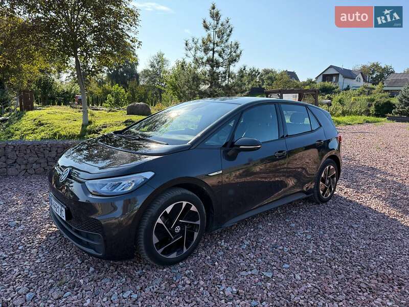 Хэтчбек Volkswagen ID.3 2022 в Киеве