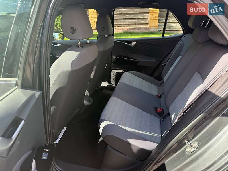 Хэтчбек Volkswagen ID.3 2022 в Киеве